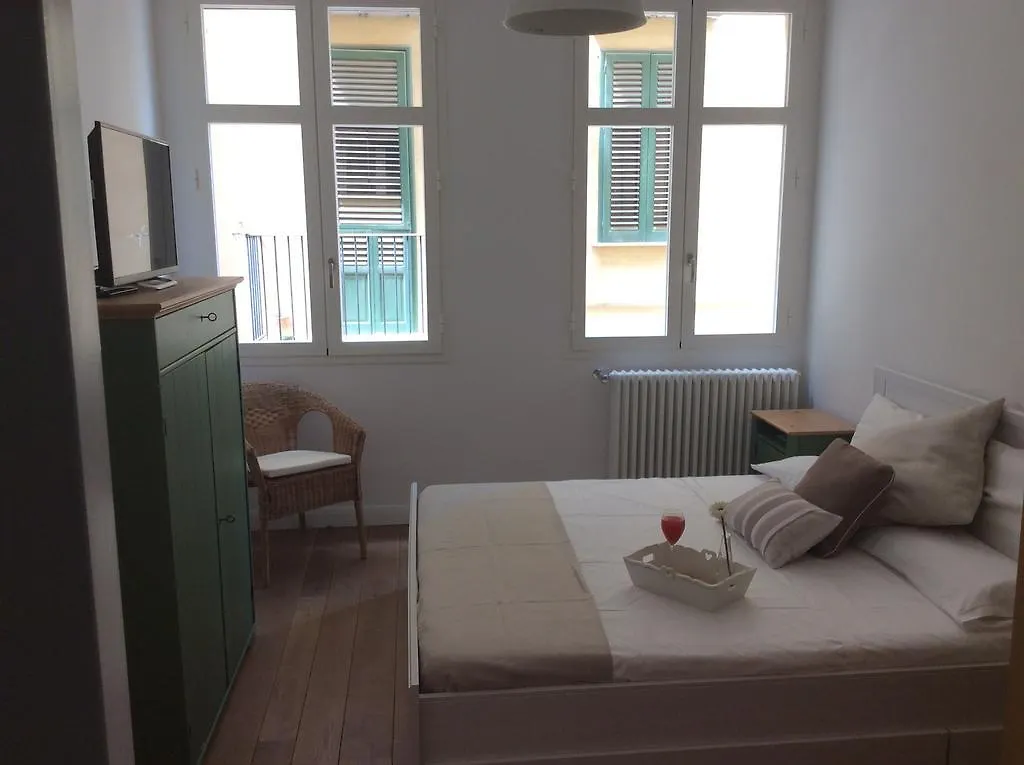 Home In City Palermo